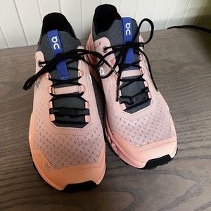 On Cloud Ultra trail running shoes 8.5